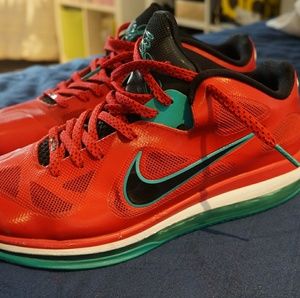 Lebron 9 low liverpool